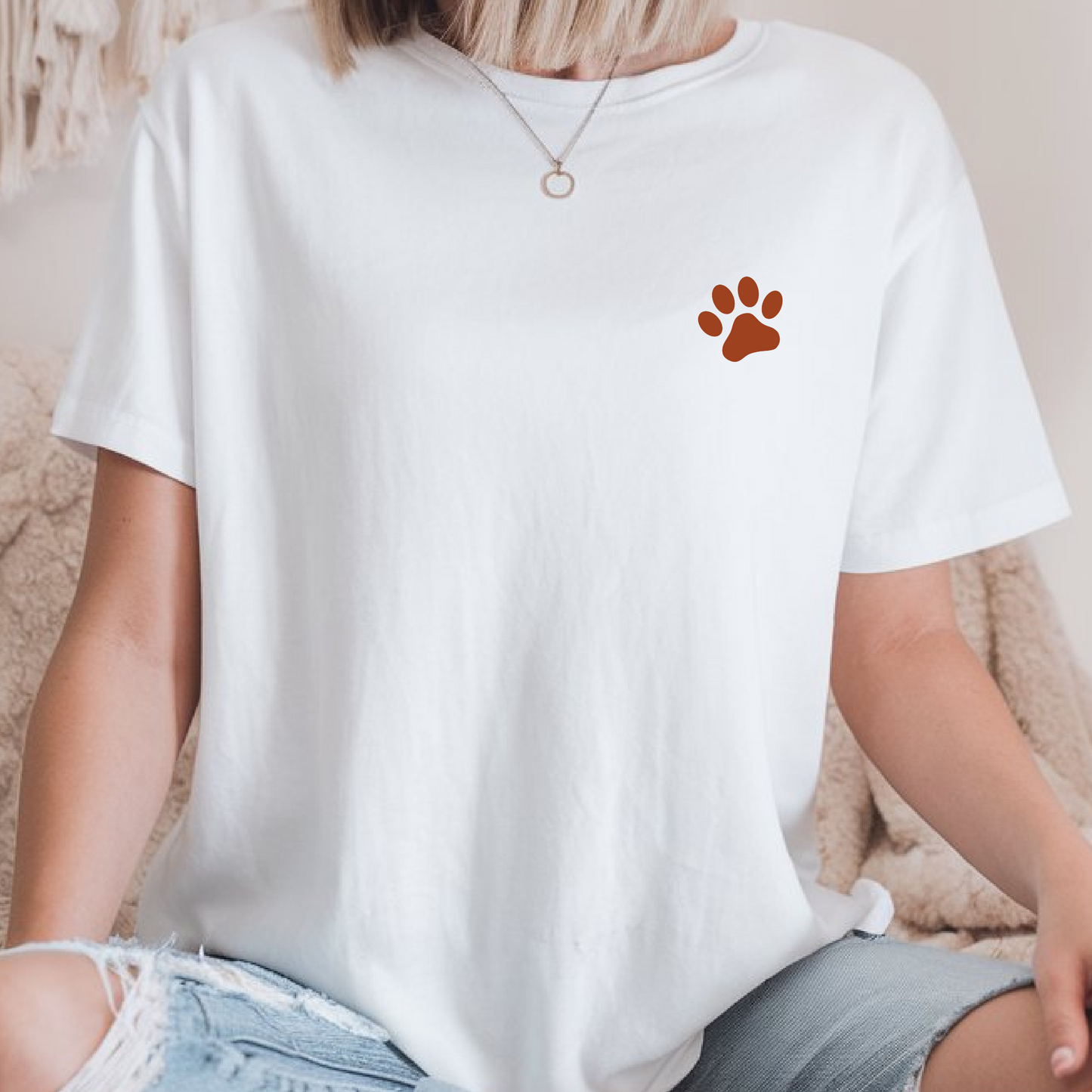 Shirt "Dogs make everything better"