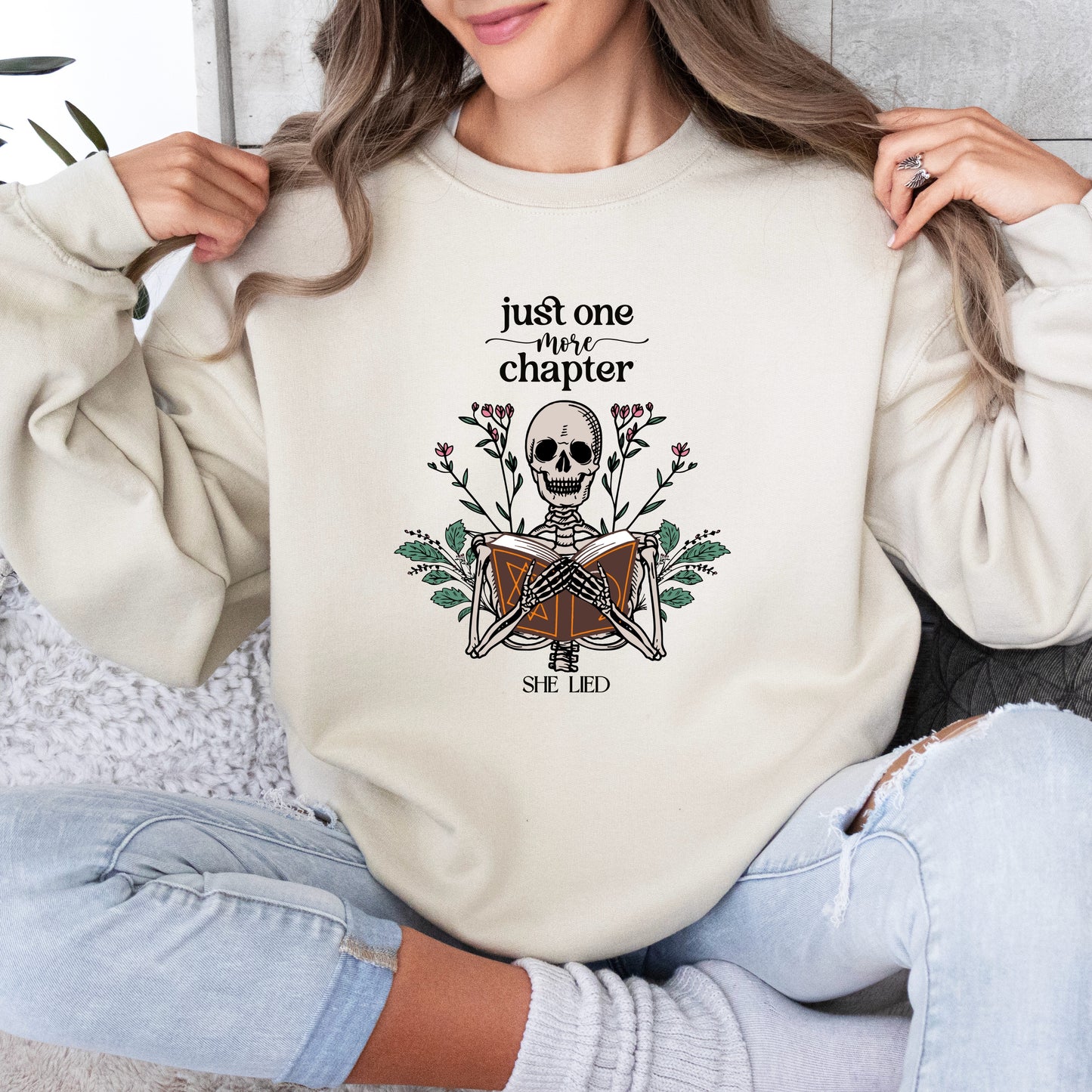 Sweatshirt "She Lied"